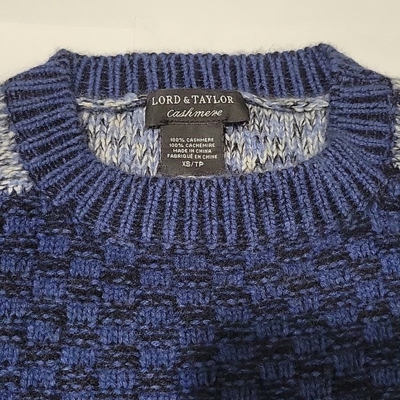 Lord & Taylor Cashmere Sweater - Picture 5 of 13